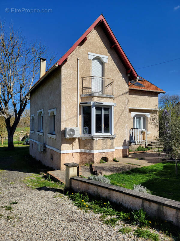 Maison à SAINT-MEARD-DE-DRONE