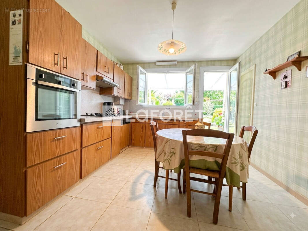 Maison 126 m² à Cambon  - photo 6