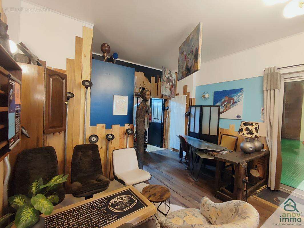 VENTE Local commercial 75m2 (murs et fond) - photo 6