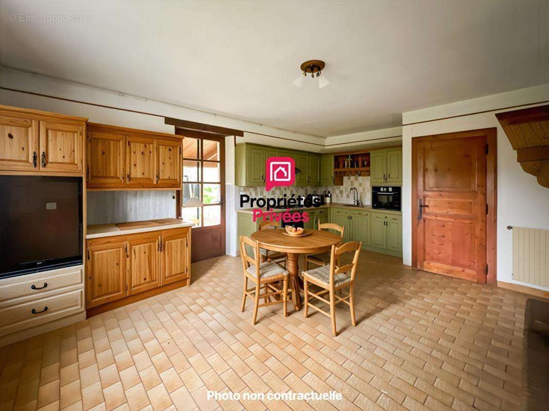 Maison 185m² - 3 chambres - jardin et grange attenante - photo 7
