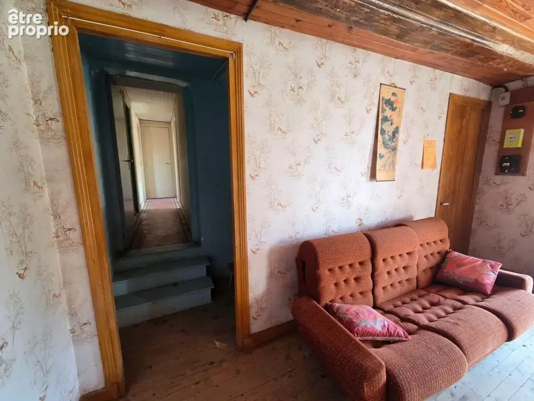 *** exclusivite ***  à renover - maison en pierre avec jardinet et dependances *** isserteaux 63270 *** - photo 10