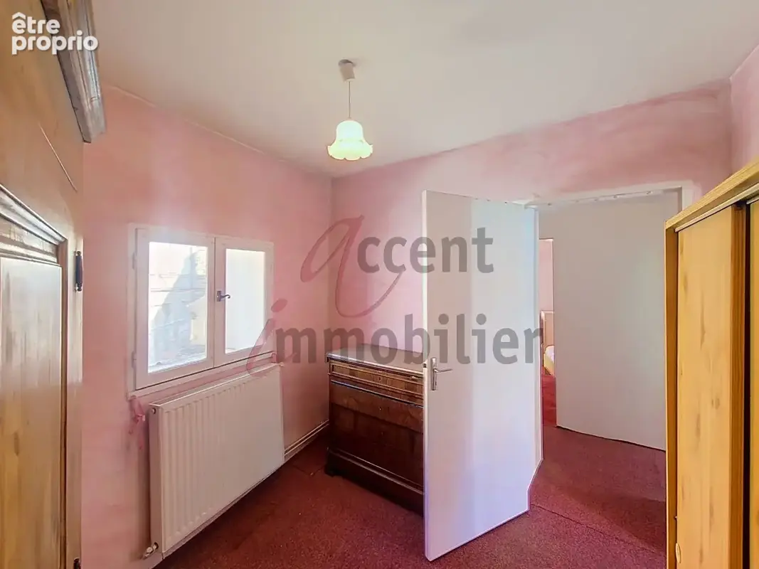 Noves : Maison à rénover avec terrasse en plein coeur du village - photo 13