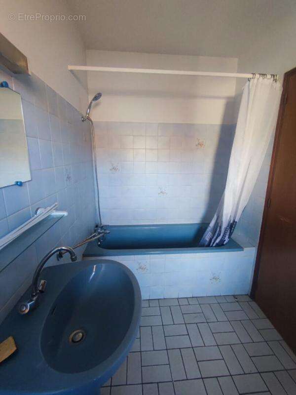 Appartement à DECAZEVILLE