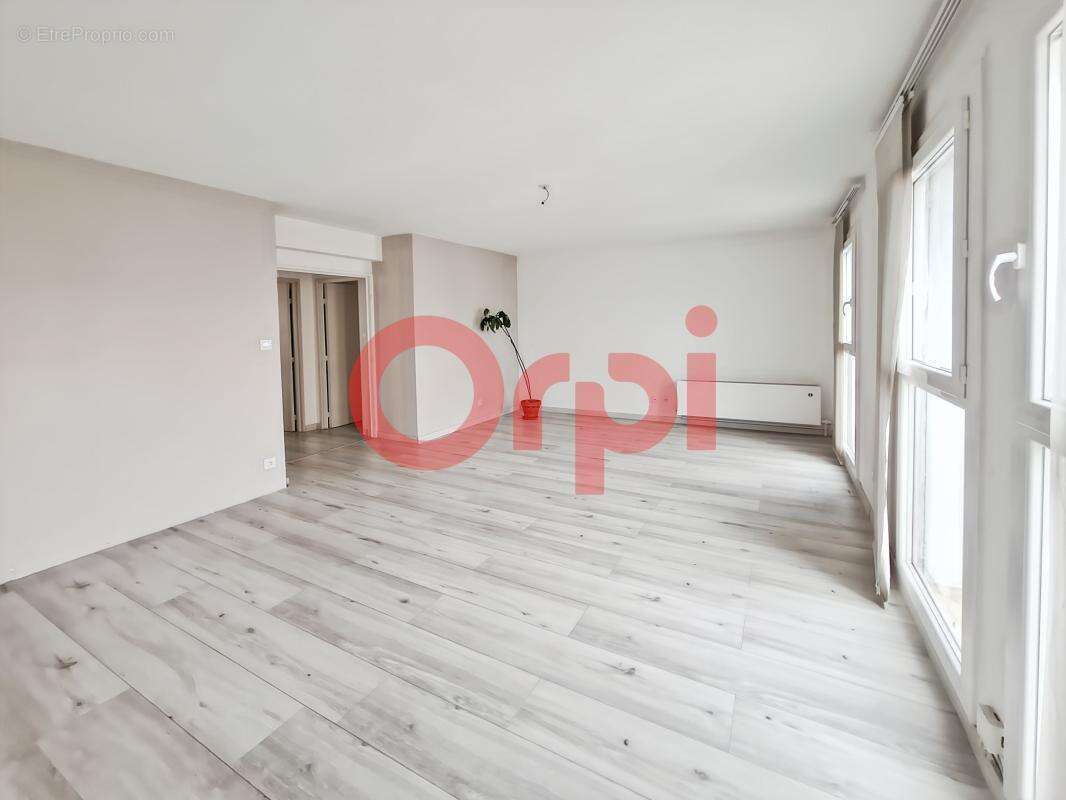 Appartement à MARSEILLE-13E