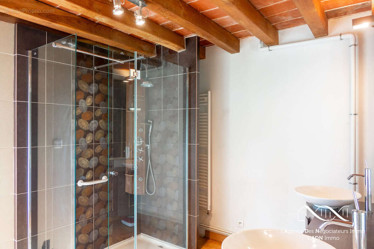 Maison à SAINT-MARTIN-D'ABBAT