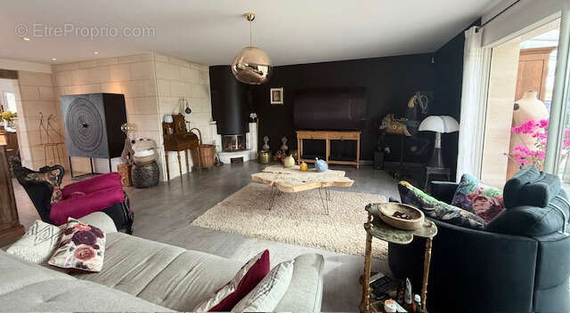 Maison à SAINT-AIGULIN