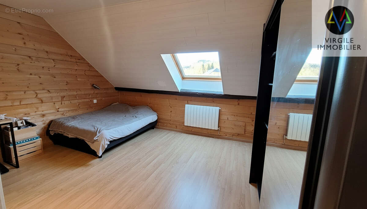 Appartement à REMORAY-BOUJEONS