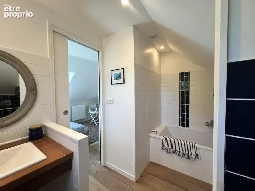 "Villa Riviera" - Spacieuse maison contemporaine - SAINT PHILIBERT - photo 11