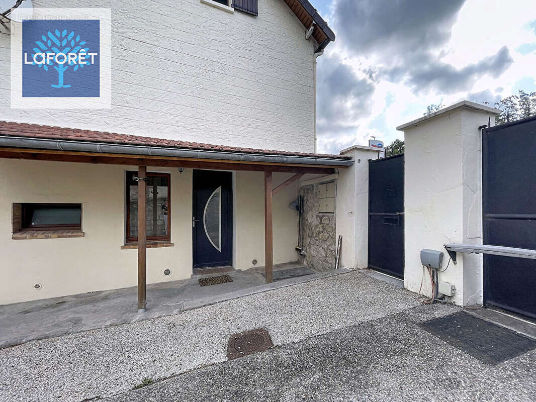Maison L Isle Adam 2 pièce(s) 27.89 m2 - photo 2