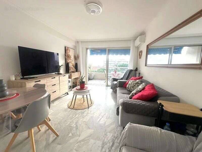 Appartement à CAGNES-SUR-MER