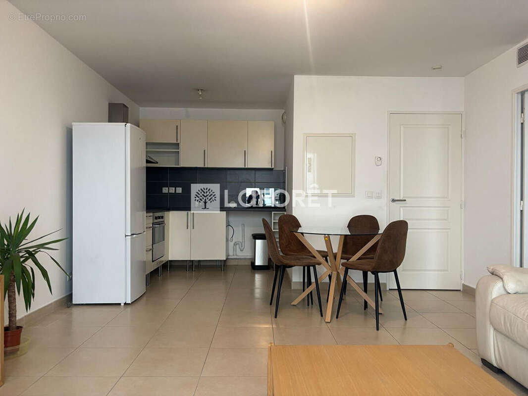 Appartement à MARSEILLE-7E