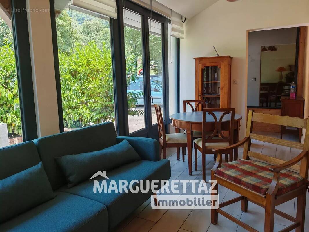 Appartement à TANINGES