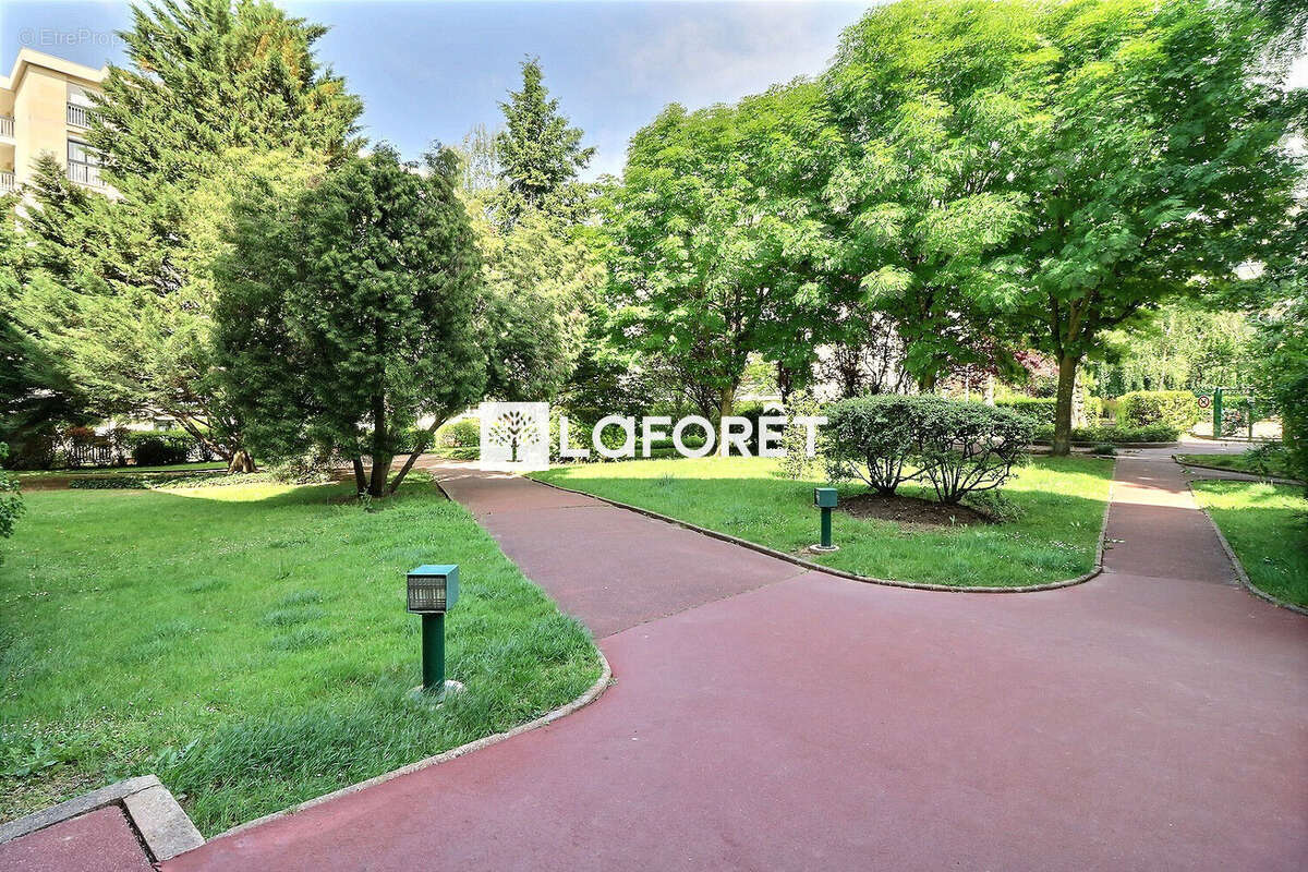 Appartement à RUEIL-MALMAISON