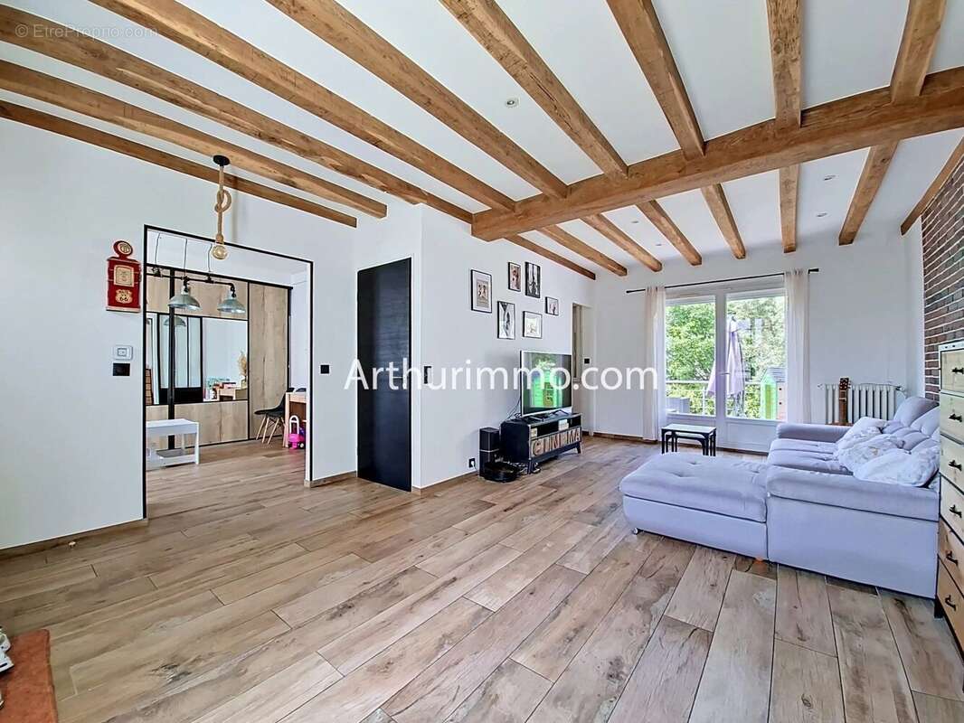 Maison à LIMEIL-BREVANNES