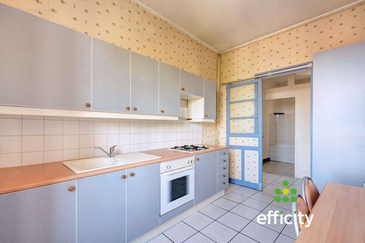 Appartement à OULLINS