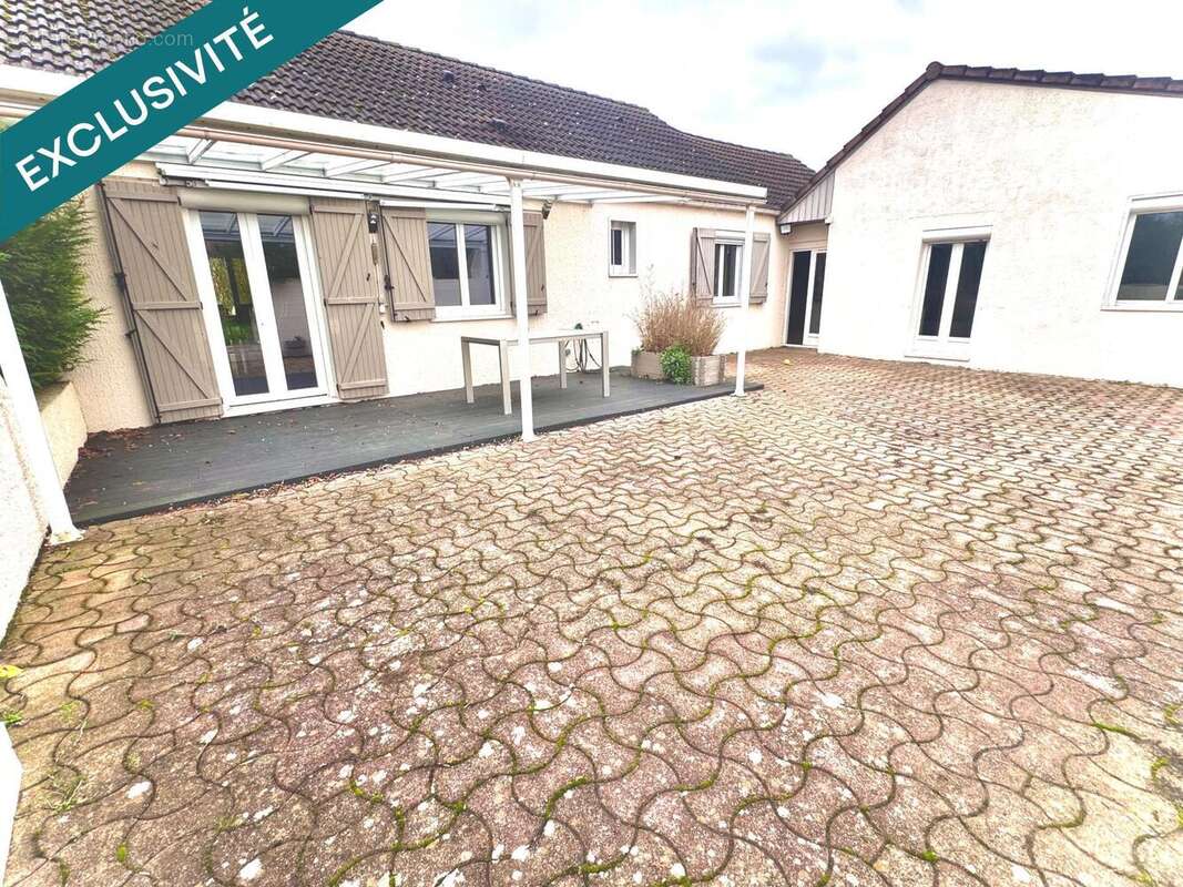 Photo 2 - Maison à LONGNES