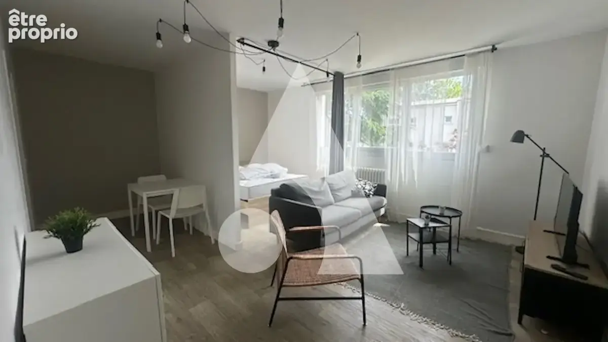 Appartement Niort 1 pièce(s) 33 m2 - photo 3