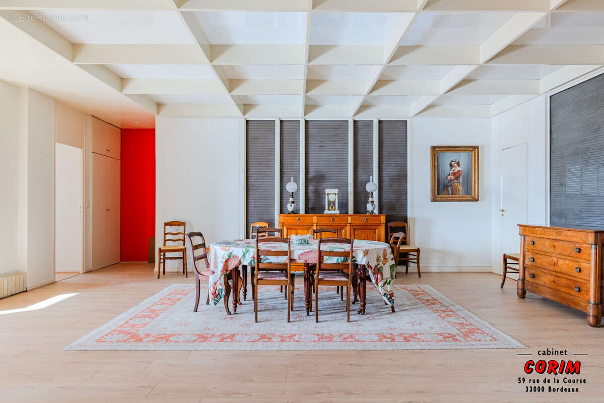 Appartement à BORDEAUX