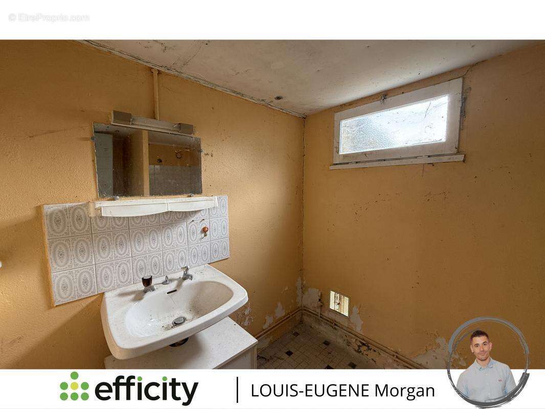 Maison à CHAMPAGNE-MOUTON