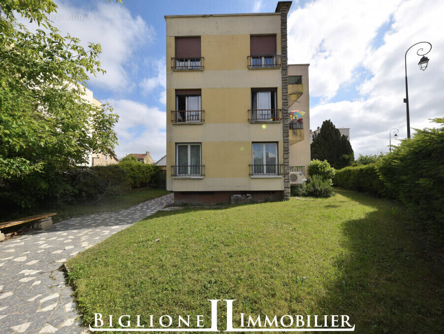 Appartement à CHELLES