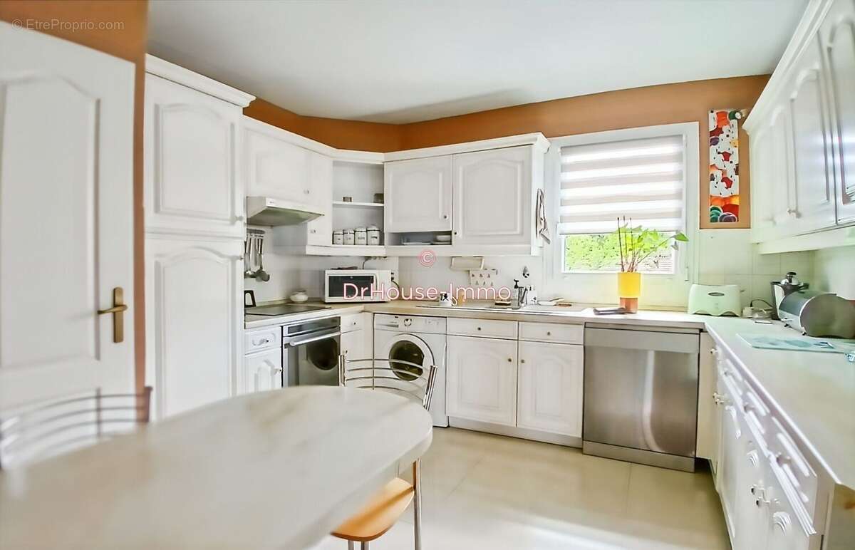 Appartement à ROSNY-SOUS-BOIS