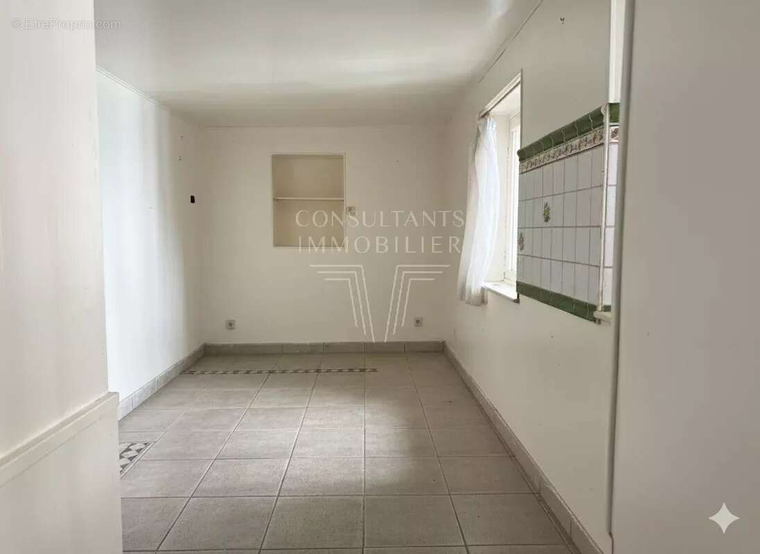 Appartement à PARIS-7E