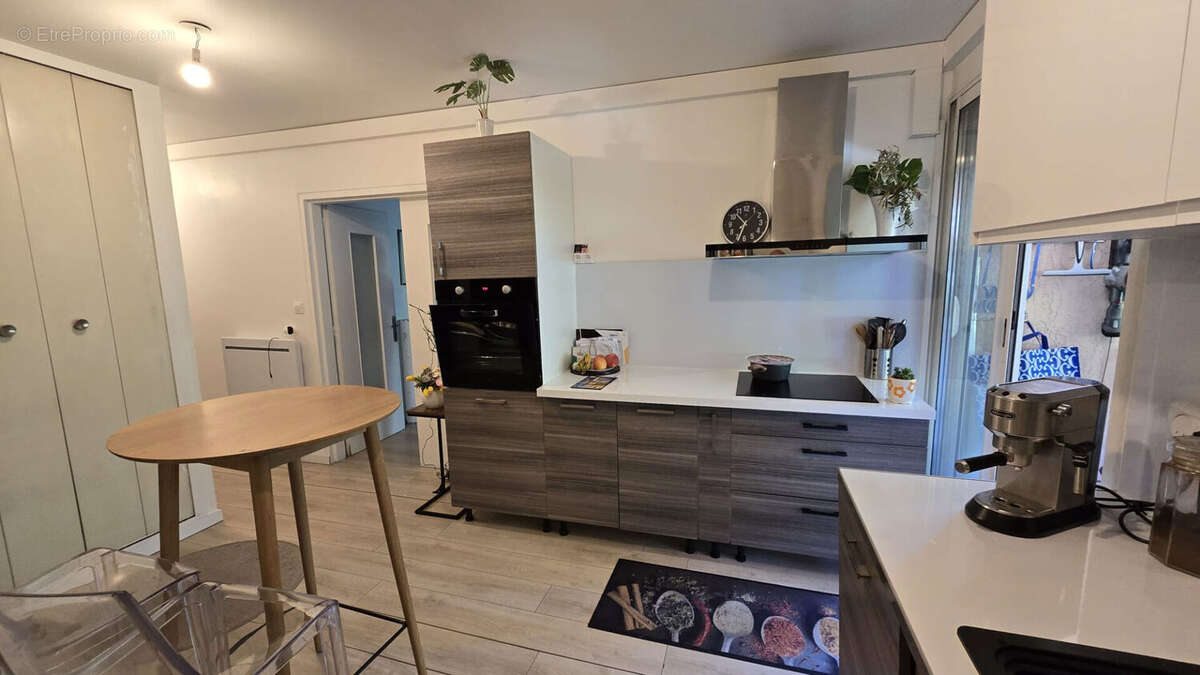 Appartement à LE BEAUSSET