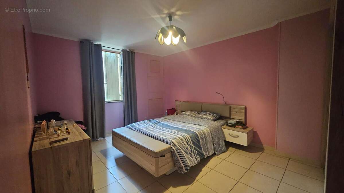 Maison à SAINTE-FOY-LA-GRANDE