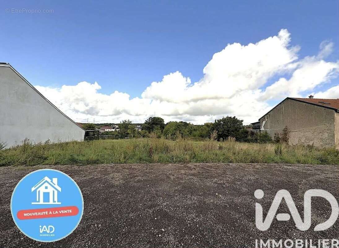 Photo 1 - Terrain à METZERESCHE