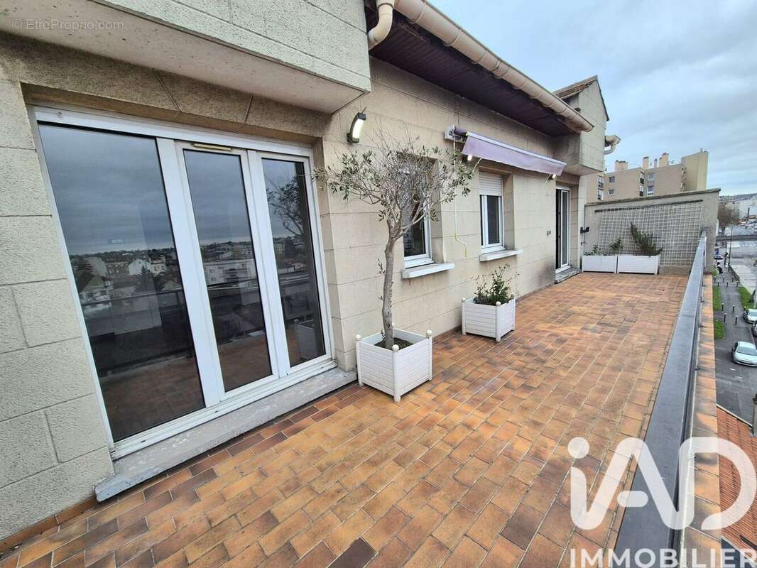 Photo 6 - Appartement à LIVRY-GARGAN