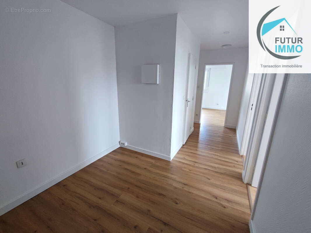 Refait a neuf appartement f3 audincourt special investisseur vendu loue - photo 5