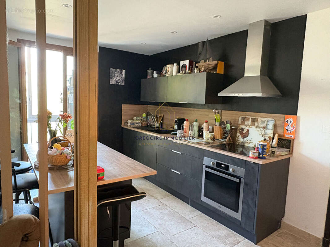 Appartement à PERTUIS
