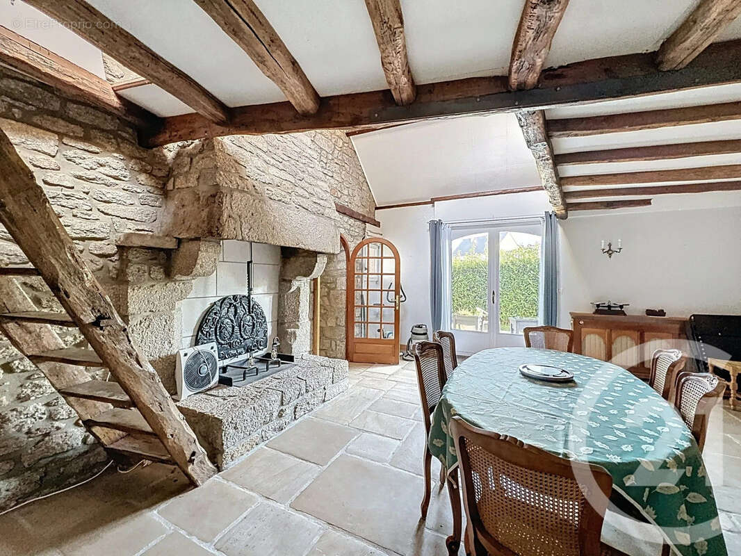 Maison à LANDEHEN