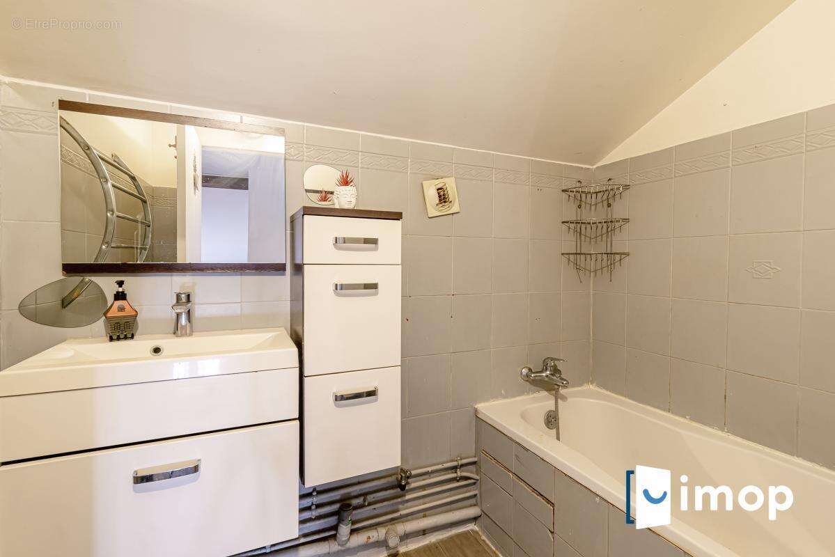 Appartement à EPINAY-SUR-SEINE