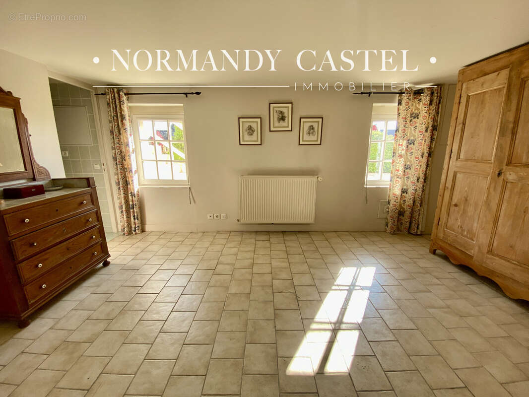 Maison à TROUVILLE-SUR-MER