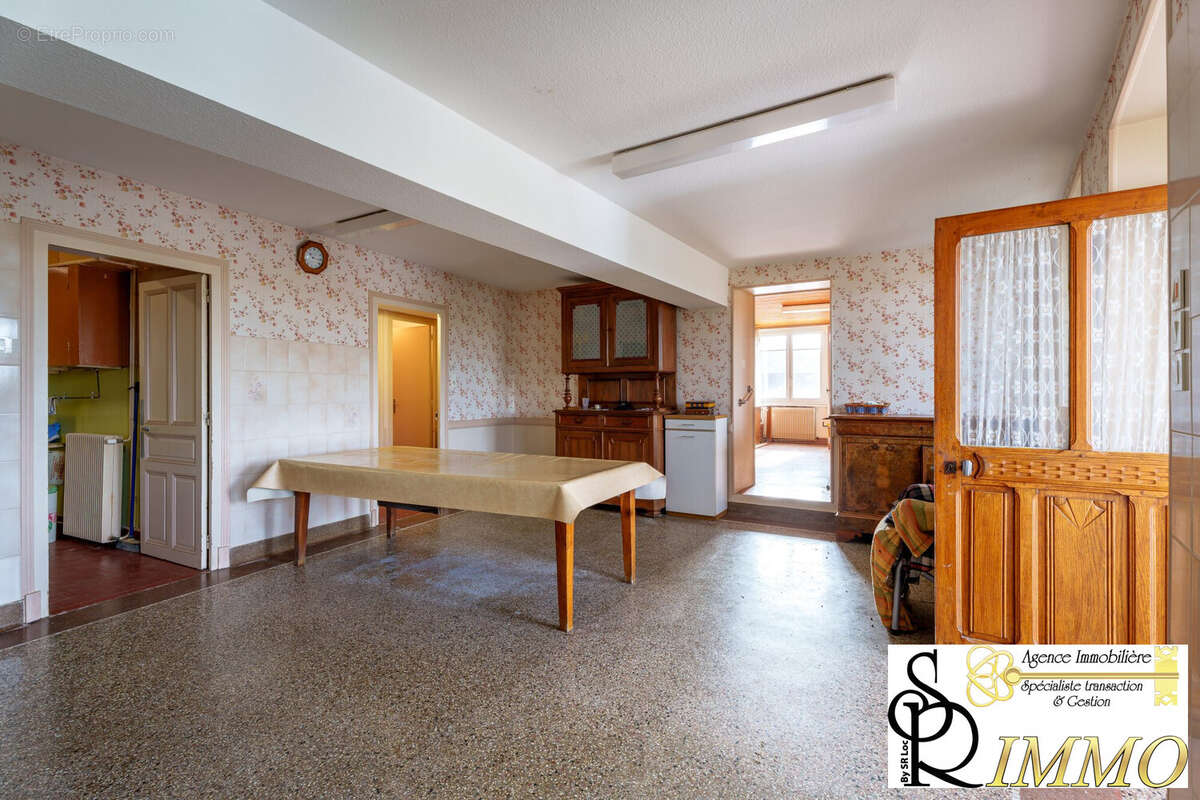 Maison à SAINT-LAURENT-D'ANDENAY