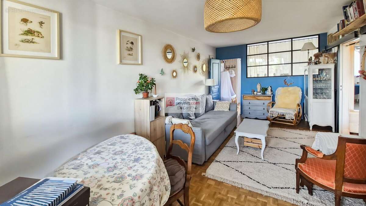 Appartement à SAINT-CYR-L'ECOLE