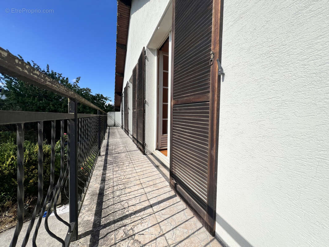 Maison 6 pièces de 139 m2 habitables avec 355 m2 de terrain - photo 13