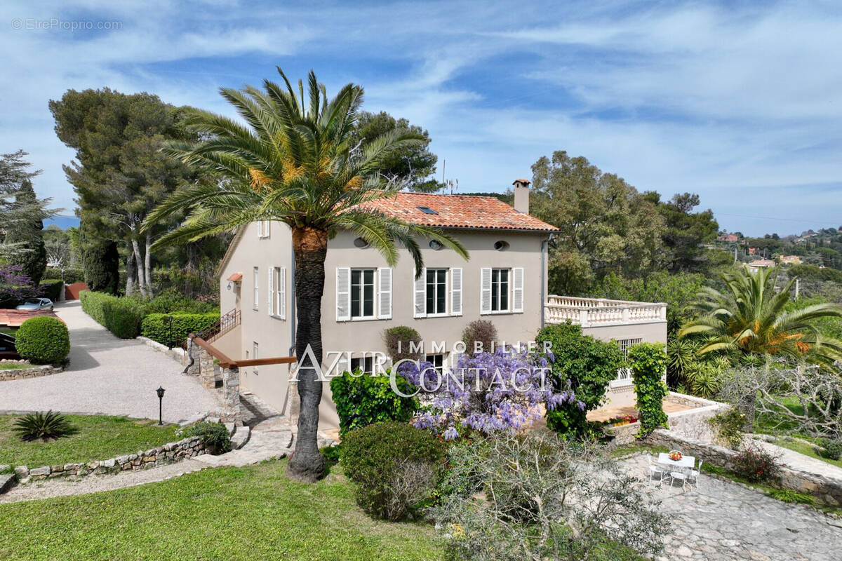 Maison à MOUGINS