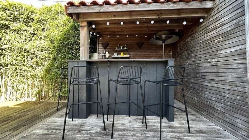 Maison à vendre 7 pièces LA ROCHELLE (17) - photo 4