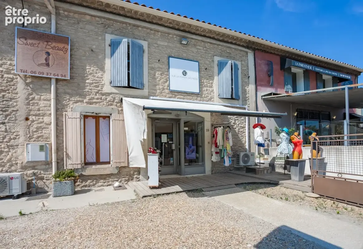 Commerce 55 m² à Cabrieres-D'avignon  - photo 6