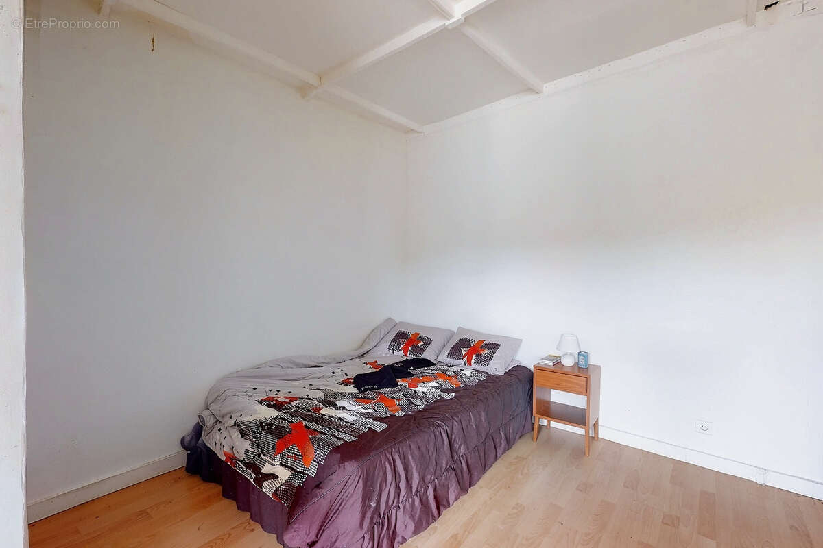 Appartement à MEYRARGUES