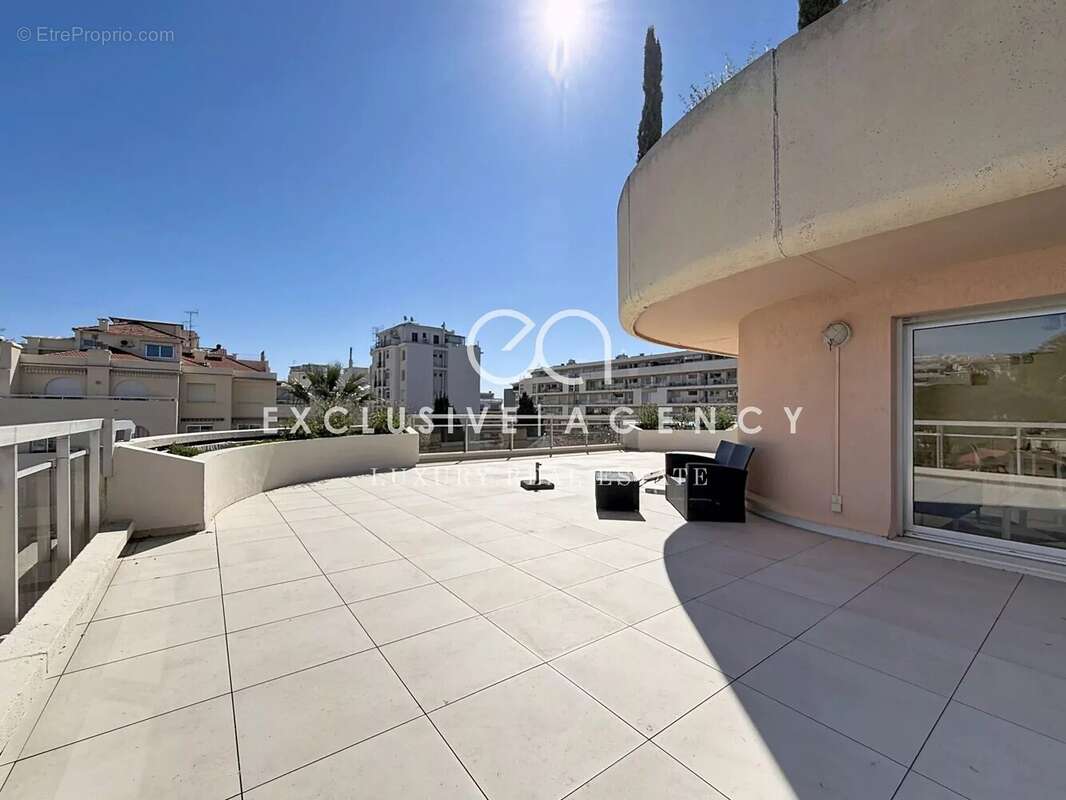 Appartement à CANNES
