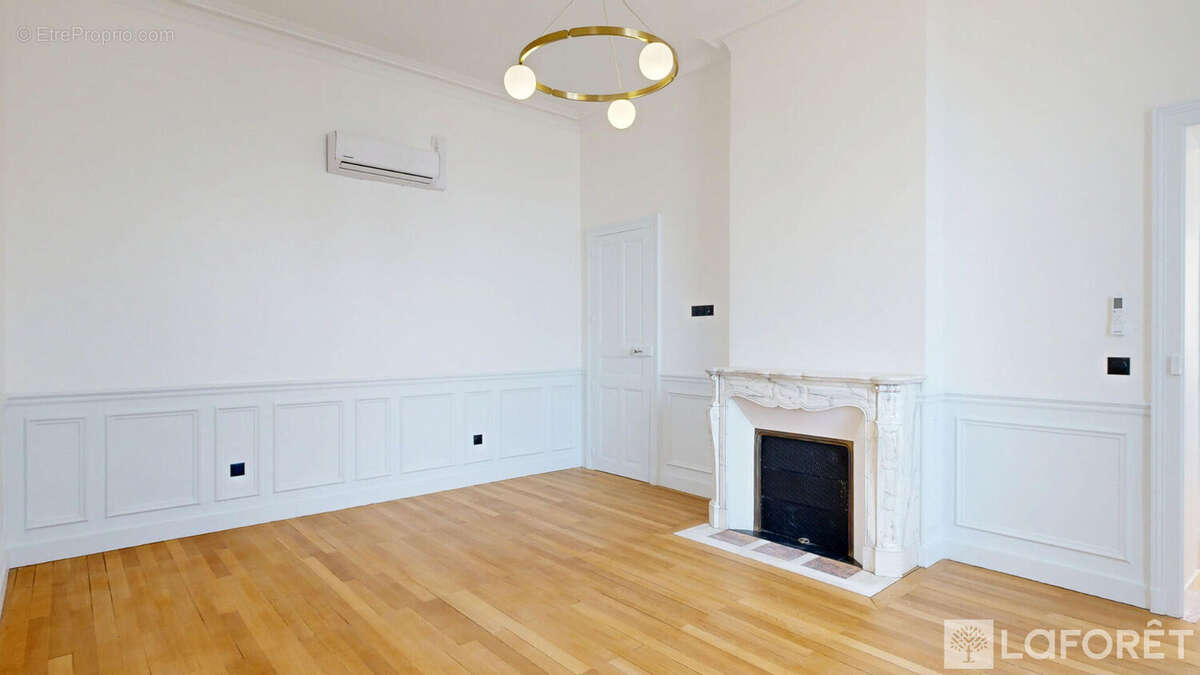 Appartement à MOULINS