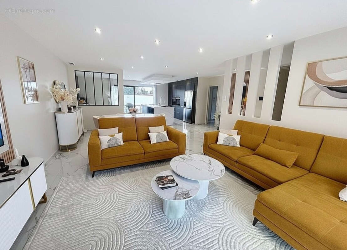 Maison recente de plain pied de 152 m² - photo 4