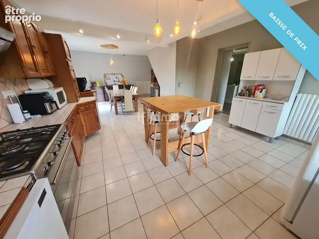 Maison 213m² 6 chambres Terrain 5240m² Dépendances - photo 11