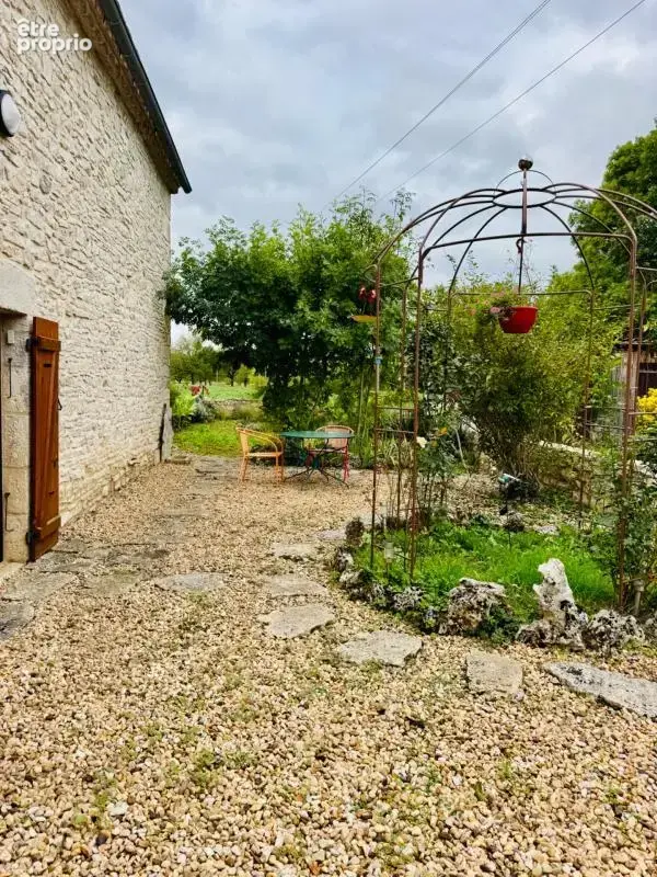 Charmante bâtisse 1716 de 186 m² avec séjour de 80 m² - photo 19