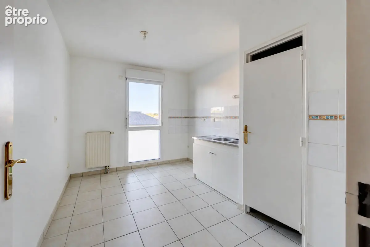 Appartement T5  90m2, garage 30 m2 et ascenseur - photo 8