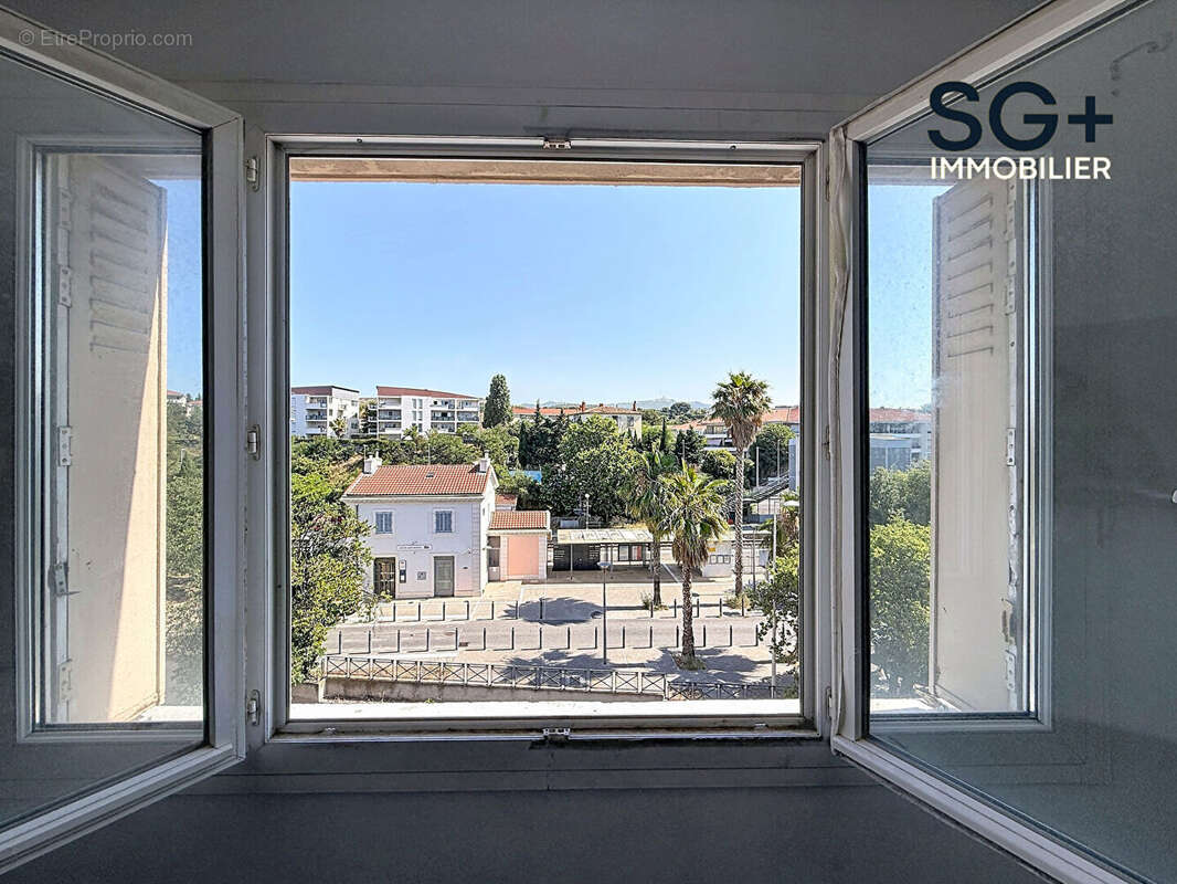 Appartement à MARSEILLE-14E