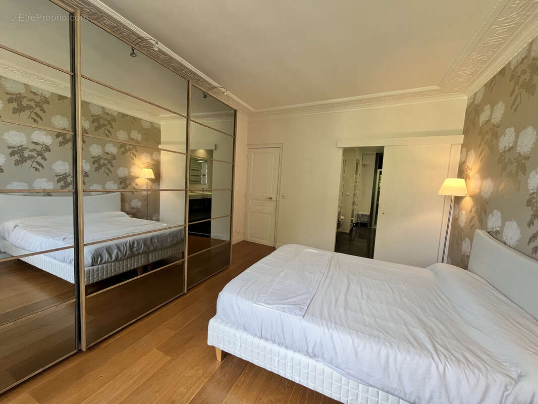 Maison à JOUY-LE-MOUTIER